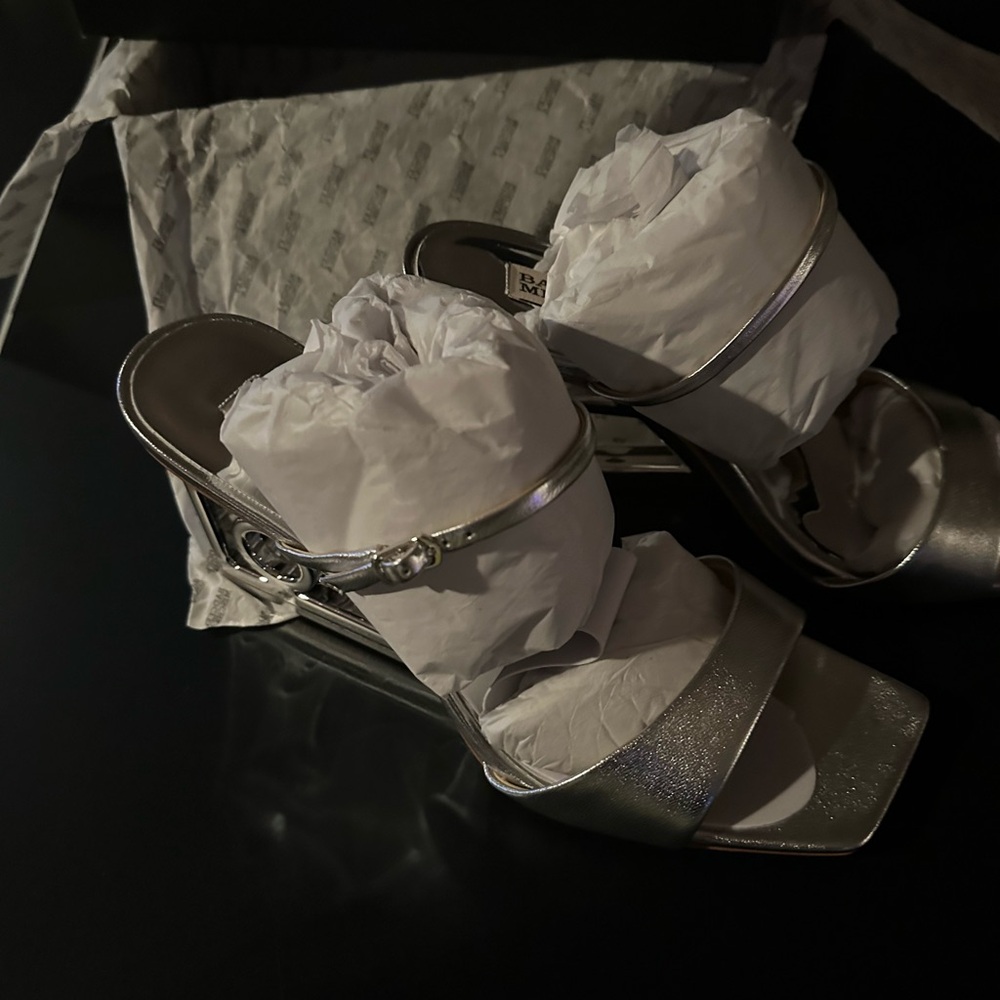 Badgley Mischa Silvern Sandals NWT - Picture 7 of 7